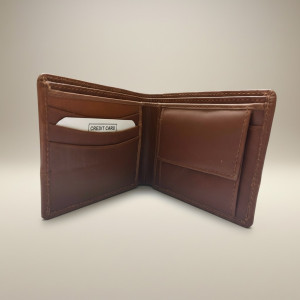 The Heritage Bilfold – Hand-Stitched Genuine Leather Wallet in Chestnut Brown