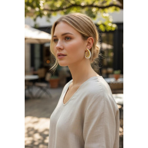 U-shape hoop design earrings