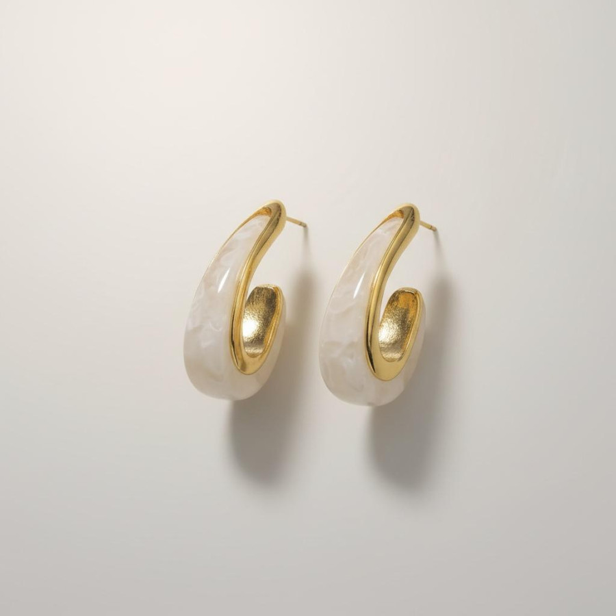 U-shape hoop design earrings